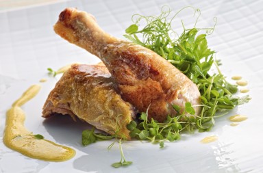 Picantón asado con canónigos