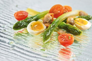 Mix de berberechos y huevos de codorniz