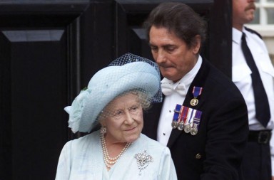 El lado oscuro del mayordomo de la reina madre