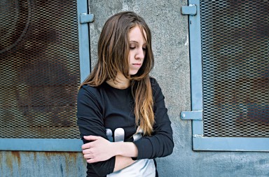 Novios tóxicos… ¡Como mires a otro, te mato!