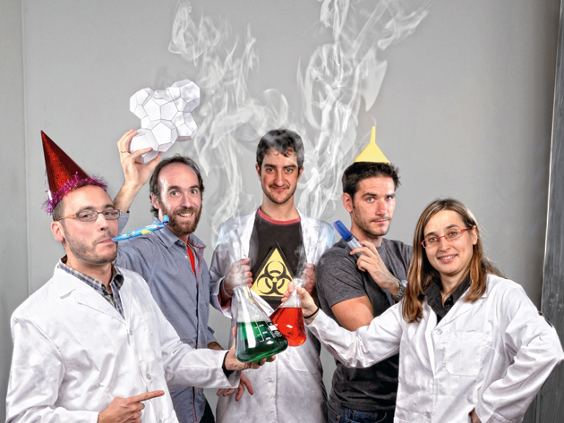 Científicos con chispa: Si yo te explico el bosón de Higgs… ¡te partes! Científicos con chispa: Si yo te explico el bosón de Higgs… ¡te partes!