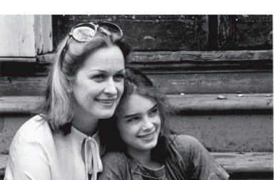 Brooke Shields: «Vivía con miedo de fallarle a mi madre»