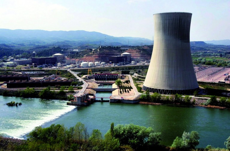50 Anos De Centrales Nucleares En Espana