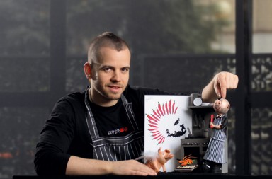 Eros Ramazzotti «Nunca quise cantar para Ratzinger. era muy frío. Para Francisco I, sí lo haría»