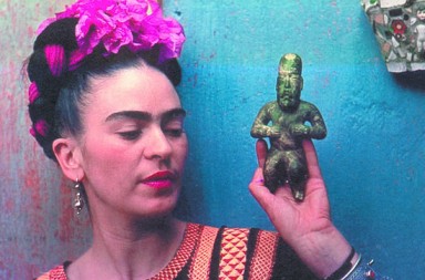 Desnudando a Frida Kahlo