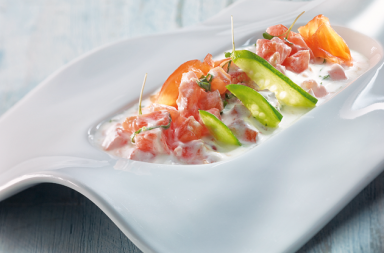 Yogur con tomate y salmón