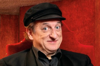 Javier Gurruchaga. «La obra ‘Pluto’ habla de todos los ‘emos’ que suenan hoy. podemos, queremos, robemos»