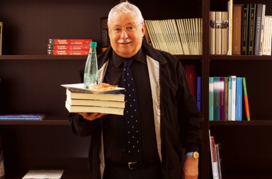 Joaquín Leguina: «Siempre estoy «haciendo amigos». Me lo dicen en casa. Pero me la bufa»