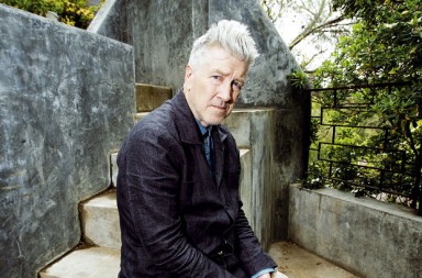 David Lynch: «La actitud de los políticos sí que es surrealista; es una broma macabra»