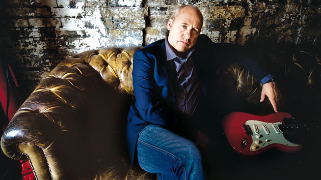Mark Knopfler: «Llega un momento en que tienes que rescatarte a ti mismo» Mark Knopfler: «Llega un momento en que tienes que rescatarte a ti mismo»