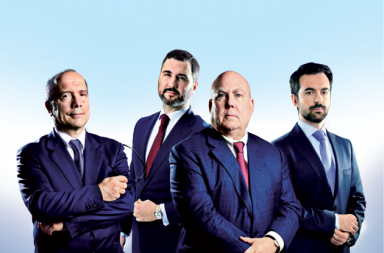 Los ahorros del mundo están en sus manos (y también la economía)