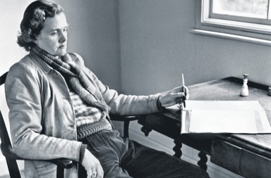 Daphne du Maurier, la autora favorita de Hitchcock