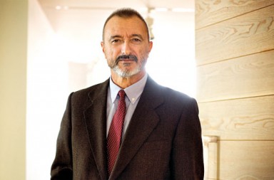 Arturo Pérez-Reverte: «Los españoles somos especialistas en cargarnos esperanzas»