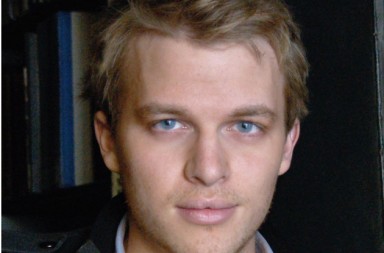 Ronan Farrow: «Todos podemos ser hijos de Frank Sinatra»