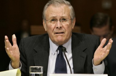 Donald Rumsfeld: «¡Claro que estoy preocupado por el espionajede la NSA! Todos deberíamos estarlo»
