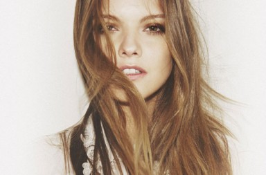 Laura Hayden, la chica de las piernas perfectas