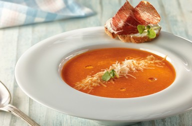 Sopa de tomate con Idiazábal ahumado