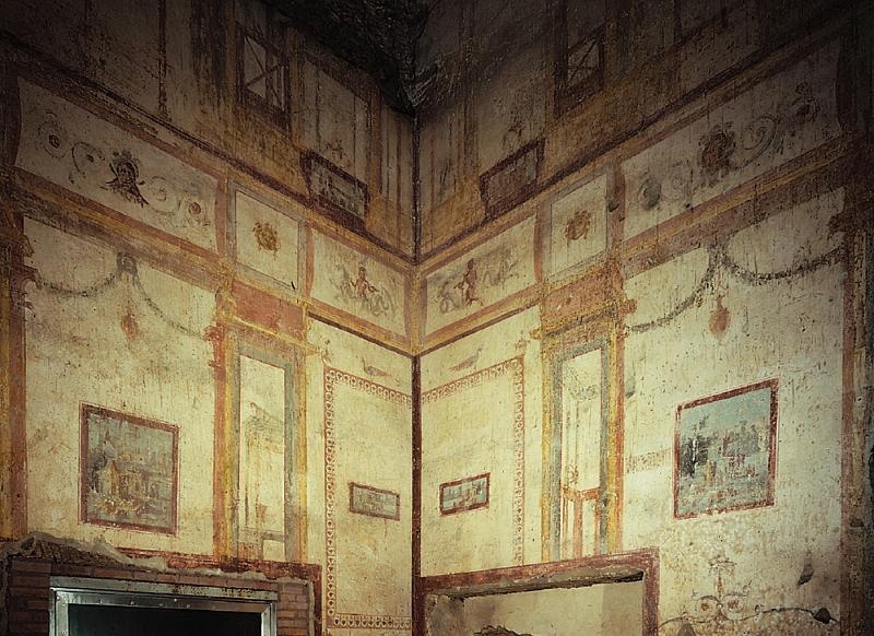 DOMUS AUREA