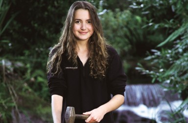El cortador de leña más seguro: el invento de una adolescente