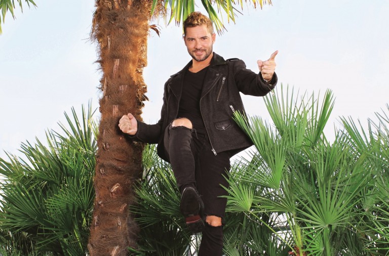 David Bisbal: «¿Mis rizos? En una bolsa. Se los regalé a mi madre de recuerdo» David Bisbal: «¿Mis rizos? En una bolsa. Se los regalé a mi madre de recuerdo»