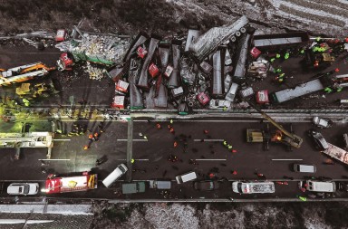 Accidente de tráfico en China: muerte y caos en cadena