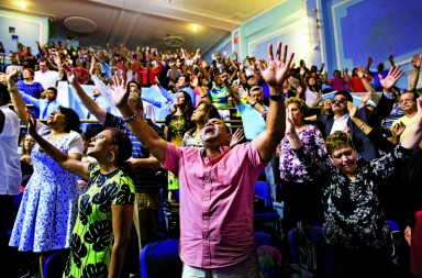 Evangélicos a la conquista de América