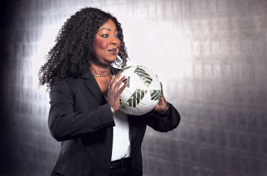 Fatma Samoura: esta mujer controla el fútbol mundial
