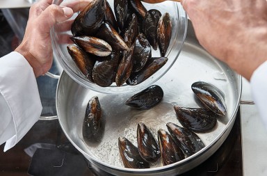 Cinco recetas de Martín Berasategui para hacer con mejillones