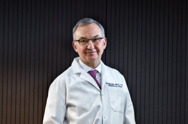 Josep Baselga: «Las cifras del cáncer son bestiales y no van a bajar»
