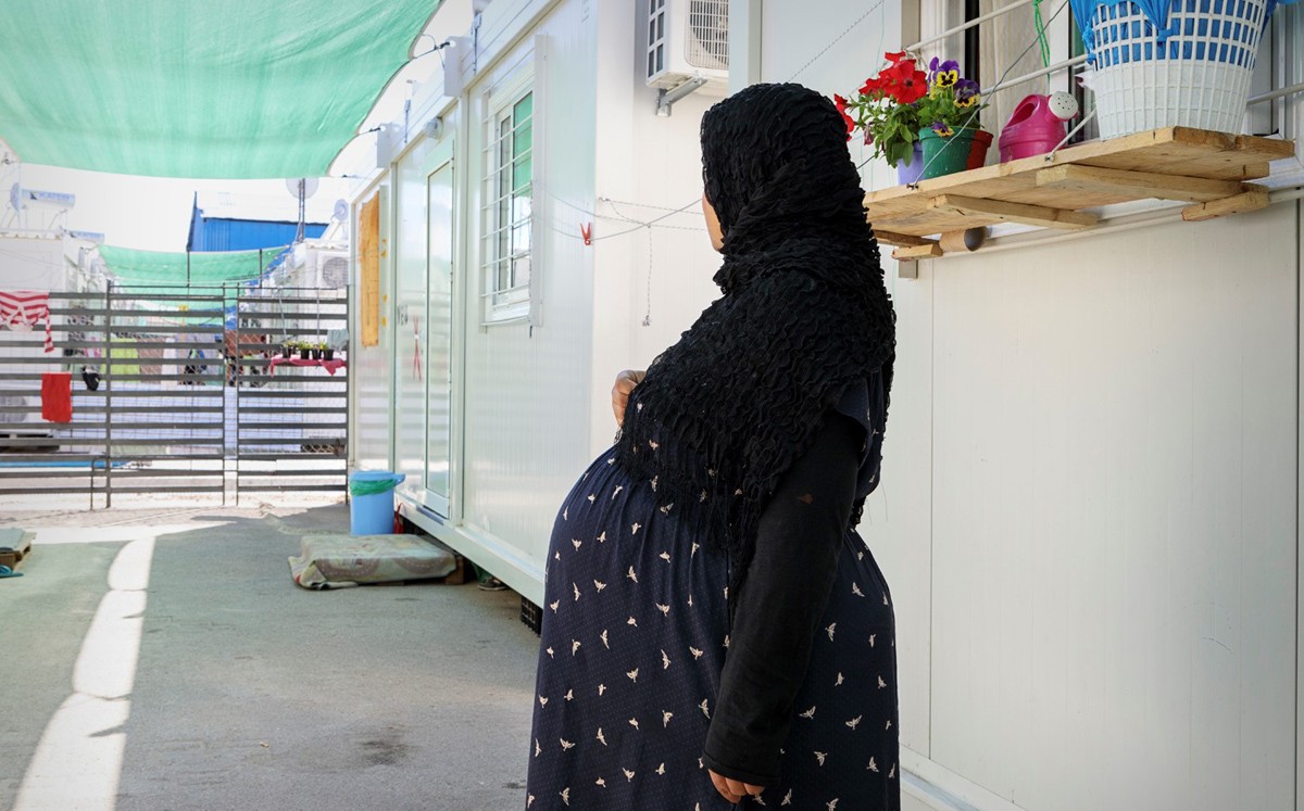 Embarazadas en tierra de nadie