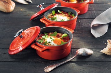 Huevos cuajados con sofrito