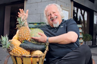 Juan Echanove: «Rajoy no va al teatro; pero Manuela Carmena tampoco»