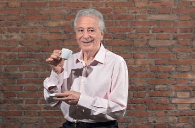 Pierre Dukan: «La gente más rica y poderosa del mundo quiere impedir que hable mal del azúcar»
