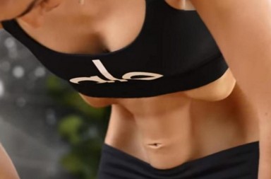 El ‘alienyoga’ que arrasa en Instagram