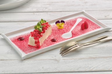 Cuajada de chocolate blanco y frambuesas