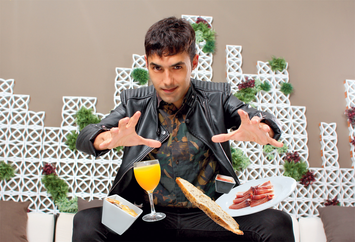 Mago Pop: «Stephen Hawking me dijo que le da más rabia no entender la magia que el universo»