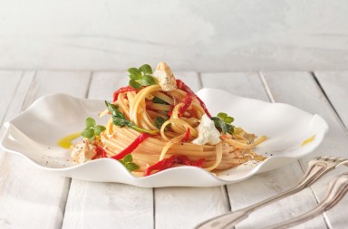 Pasta con queso y pimientos