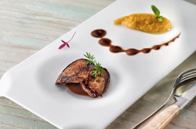 Codorniz asada con crema de calabaza