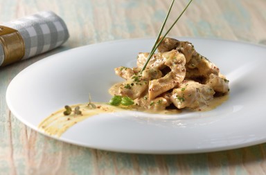 Pollo salteado con salsa de mostaza