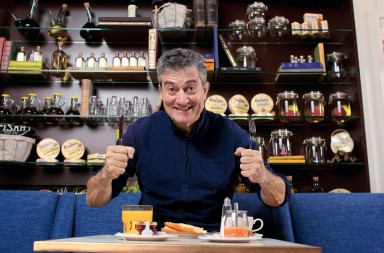 Guillermo Fesser: «Desde que escribo ‘best-sellers’, me llevan en taxi a todos lados y me pagan los hoteles»