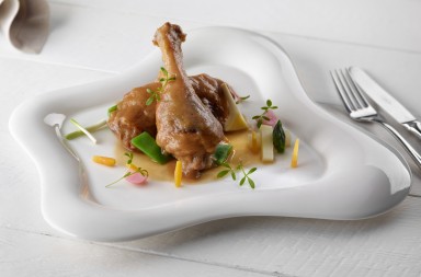 Pollo de caserío guisado al vino