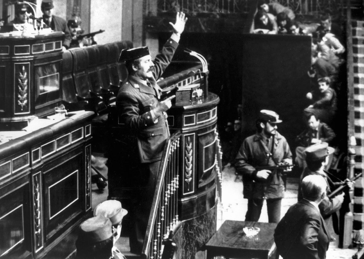 Una historia de España: desde el final de la Guerra Civil española hasta la  democracia, image size:1200x855