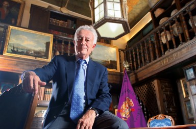 José Solá: «En la tripulación de Elcano no había mujeres: creían que traía mala suerte llevarlas»