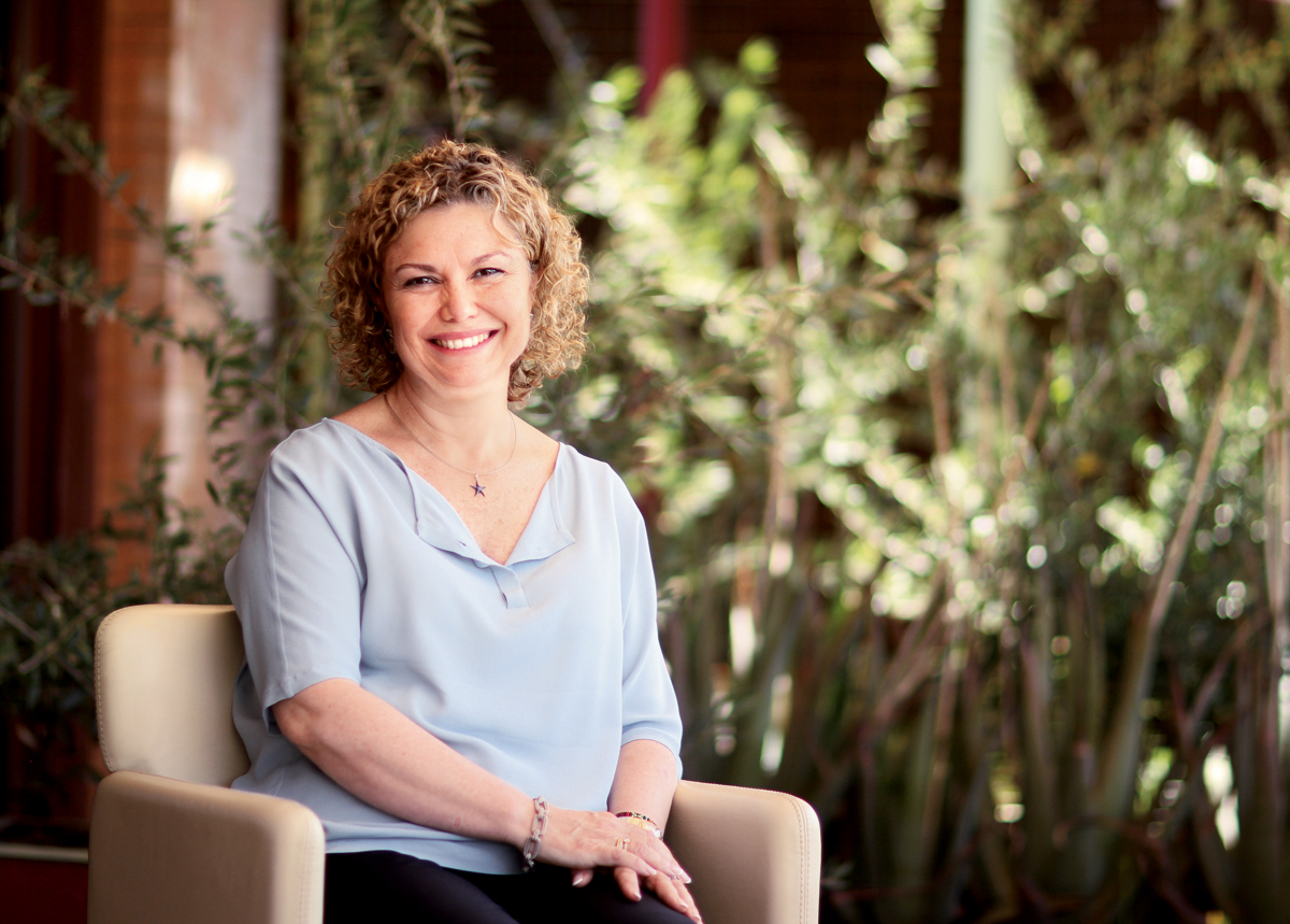 Mª Emilia Adán: «Rajoy se ha puesto a estudiar, y mucho. Sabe que si hace una pifia, sale en todas partes»