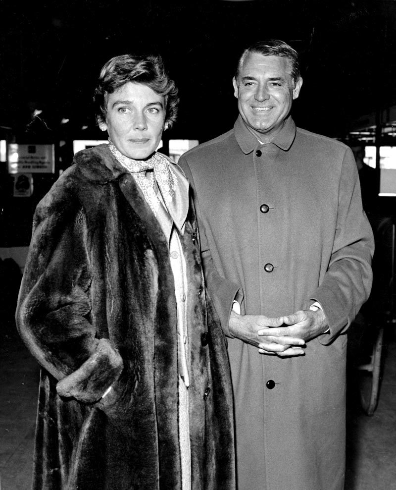 Cary Grant y su mujer Betsy Drake