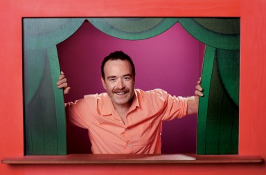 Valentín Amador: «Me reencarnaría en Jeremy Irons: alto, elegante, delgado… Tiene todo lo que no soy yo»