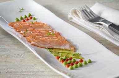 Lubina marinada en mojo rojo