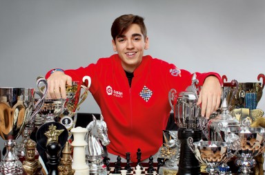 Pedro Ginés: «Al principio, quizá, mi padre se dejaba ganar, pero ya a los nueve años le ganaba yo»