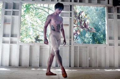 El bailarín homófobo…