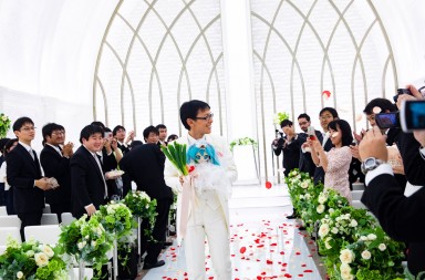 Mi esposa es un holograma